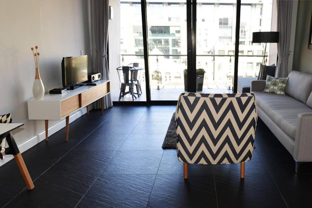 Appartement Lovely 1-bedroom De Waterkant With Parking And Wifi *