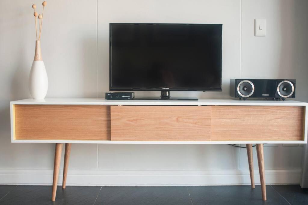 Appartement Lovely 1-bedroom De Waterkant With Parking And Wifi Le Cap