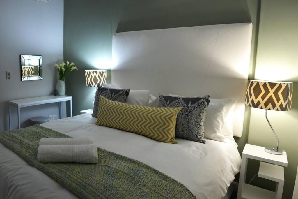 Lovely 1-bedroom De Waterkant With Parking And Wifi Le Cap