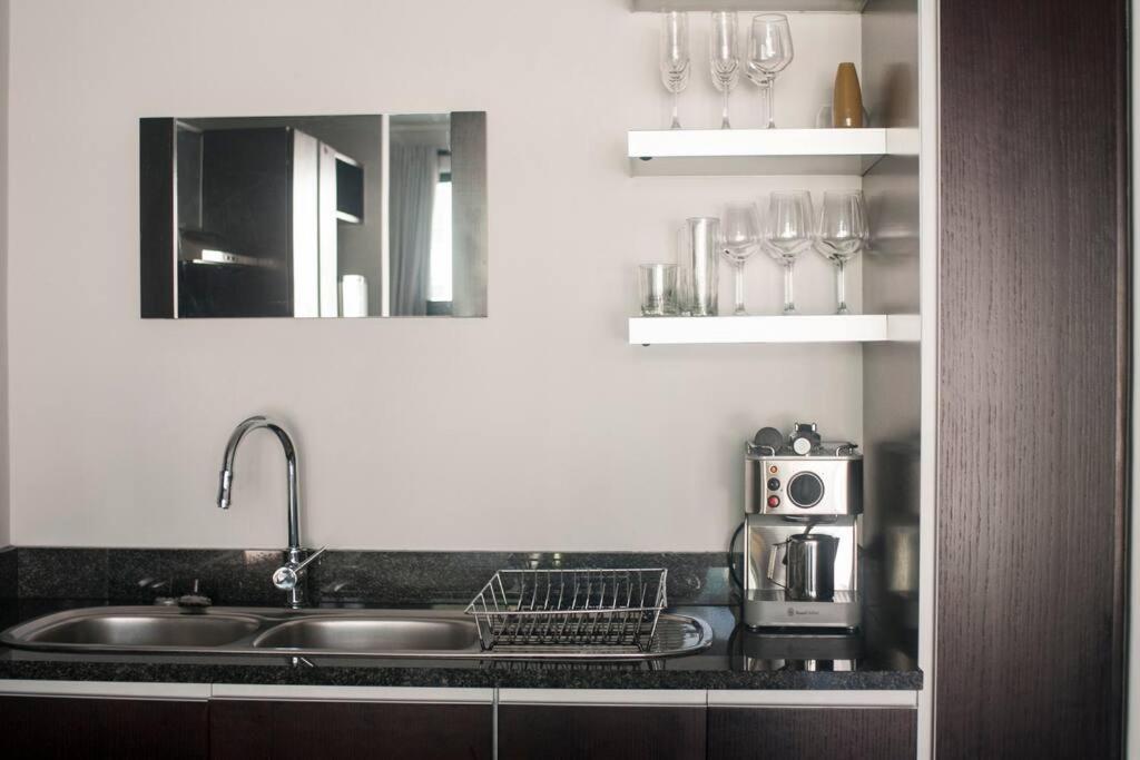 Lovely 1-bedroom De Waterkant With Parking And Wifi *